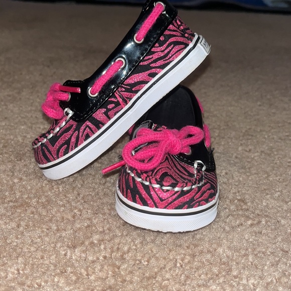 Pink sparkly zebra little girls Sparrys - Picture 2 of 4